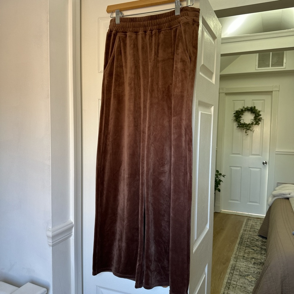 Velour brown hollister sweatpants